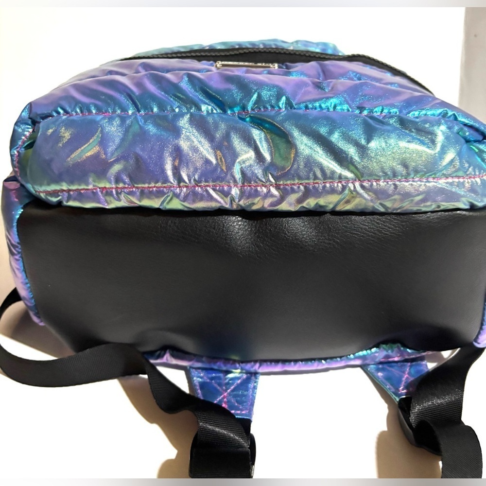 Iridescent Backpack - Picture 4 of 6